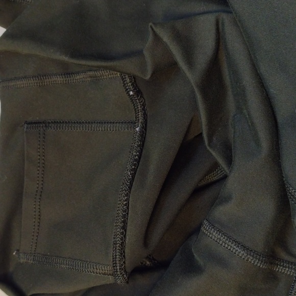 Fabletics Forest Green Tight Compression Leggings size Small - Picture 12 of 12